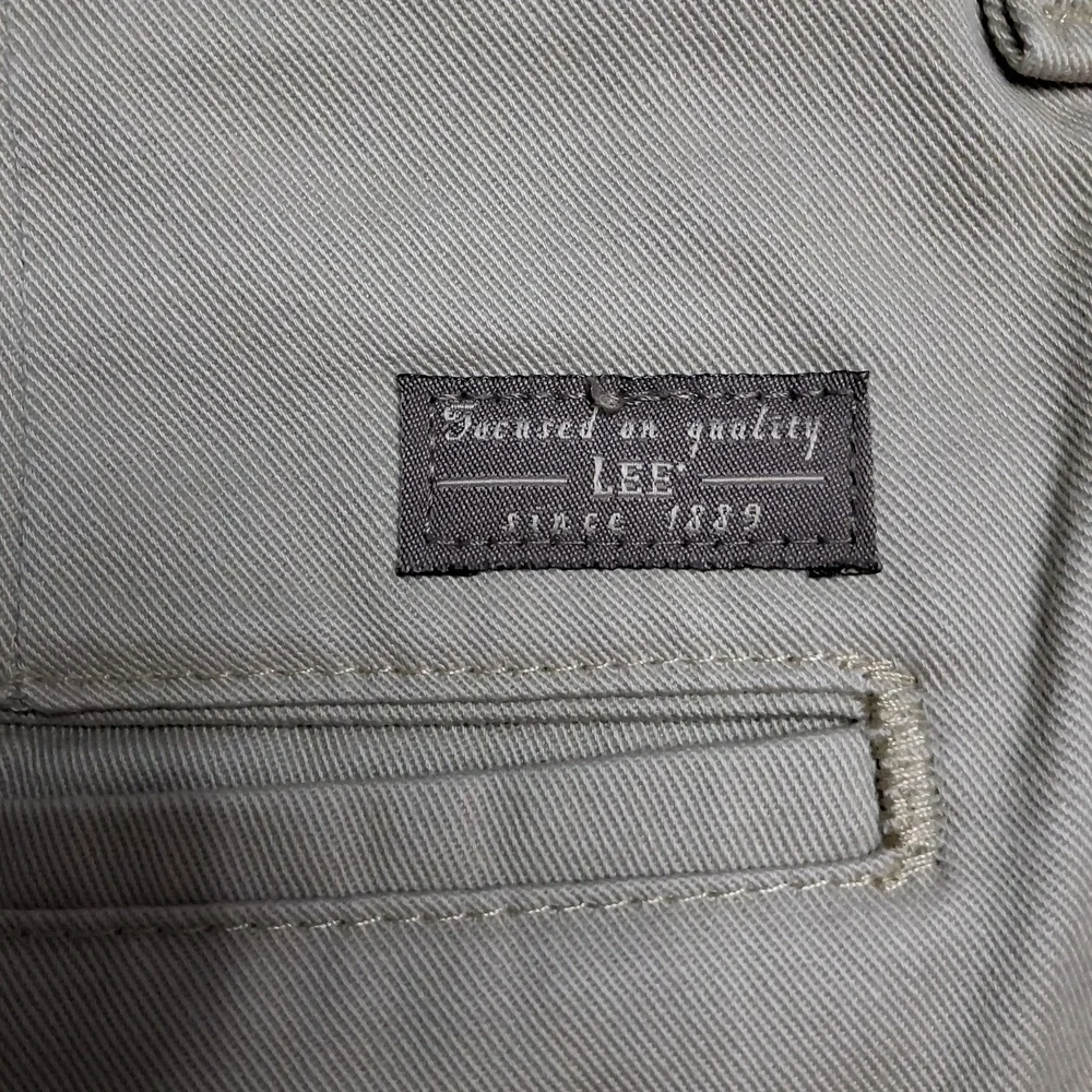 Lee Men's Khaki Chinos 40x30‎
